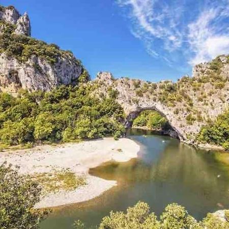 Appartement Neuf Avec Spa Saint-Martin-dʼArdèche Buitenkant foto