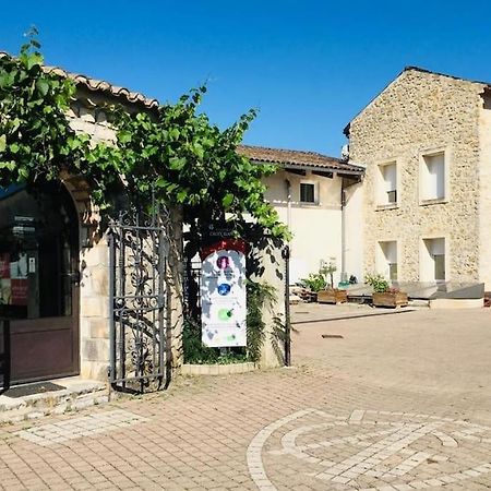 Appartement Neuf Avec Spa Saint-Martin-dʼArdèche Buitenkant foto