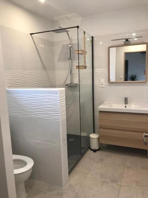 Appartement Neuf Avec Spa Saint-Martin-dʼArdèche Buitenkant foto